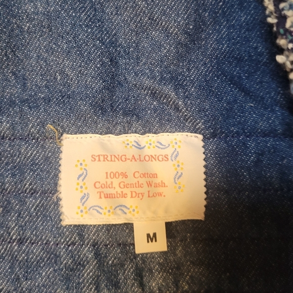 Kitschy Vintage Denim Vest with Heart Accents - Picture 2 of 9